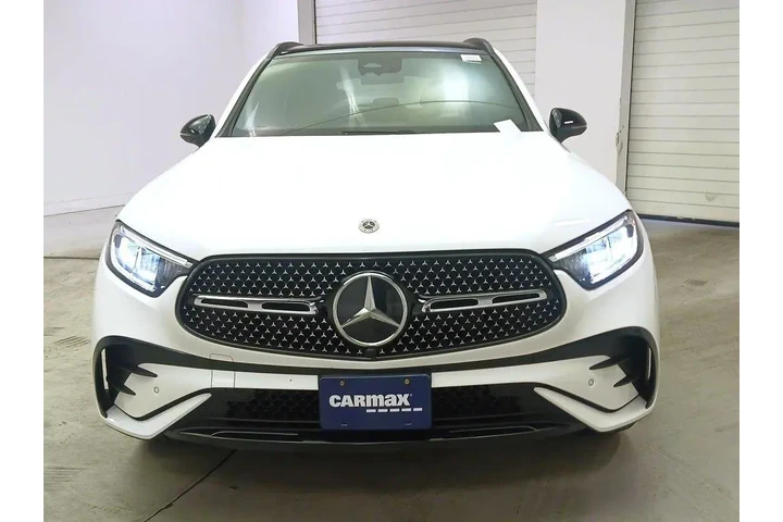 $38998 : Mercedes-Benz GLC 2024 GLC 3 image 2