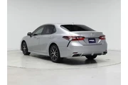$27998 : Toyota Camry 2021 SE 4dr Sed thumbnail