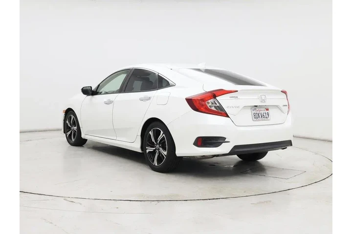 $19998 : Honda Civic 2018 Touring 4dr image 2