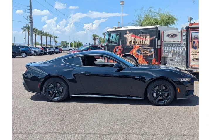 Ford Mustang 2024 GT 2dr Fas image 7