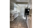 $1870 : Single story two bedroom and t thumbnail