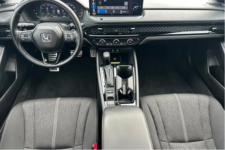 $25400 : Honda Accord Hybrid 2025 Spo image 6