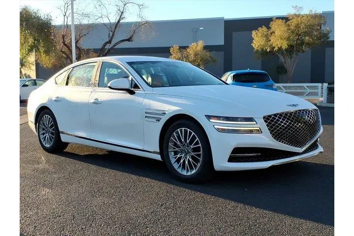 $27900 : Genesis G80 2023 AWD 2.5T 4d image 6