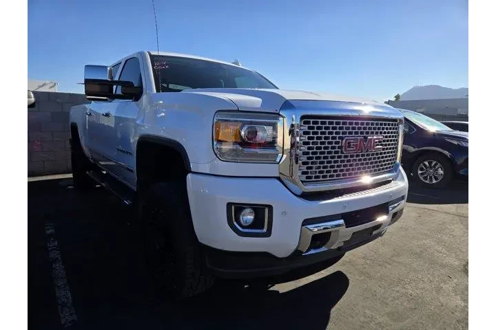 $39991 : GMC Sierra 2500HD 2016 4x4 D image 1