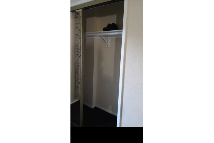 $800 : CUARTO EN RENTA AREA DE LA image 3
