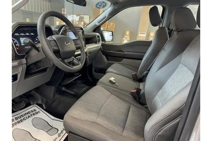 $33990 : Ford F-150 2023 4x4 XL 4dr S image 6