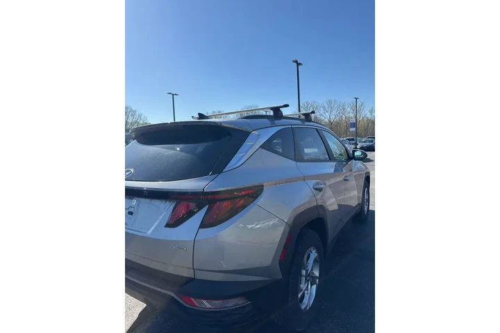 $27990 : Hyundai TUCSON 2024 AWD SEL image 7