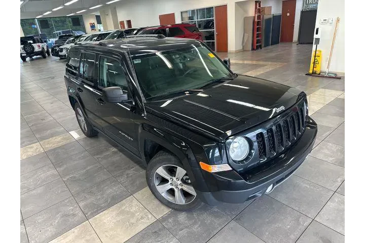 $8500 : Jeep Patriot 2017 Latitude 4 image 9