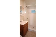 $2495 : 3 bedroom casita  in Inglewood thumbnail