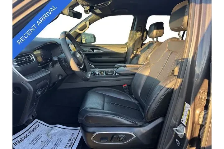 $39787 : Jeep Wagoneer L 2024 4x2 Ser image 9