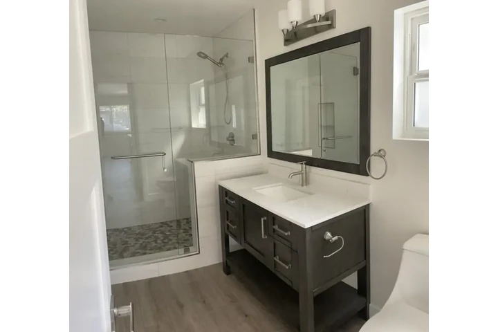 $1100 : APT 1HABITACION 1BAÑO 1PARKING image 5