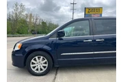 $6995 : 2015 Town and Country Touring thumbnail