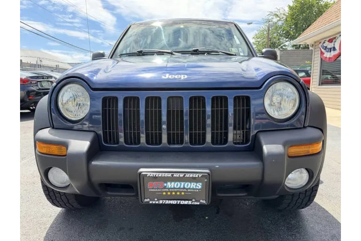 $2699 : 2002 Liberty Sport image 5