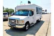 2015 Econoline E450 en Columbia