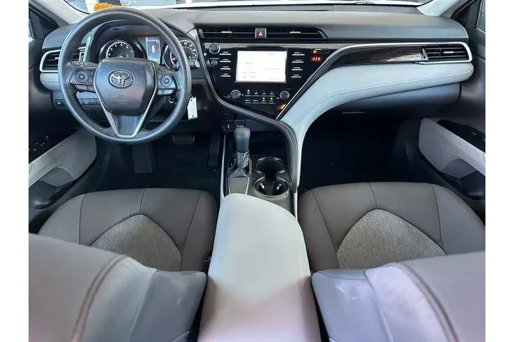 $18900 : Toyota Camry 2018 LE 4dr Sed image 8