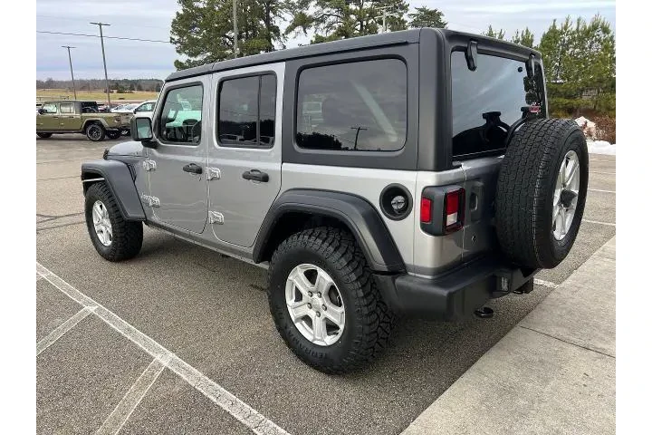 $29995 : Jeep Wrangler Unlimited 2019 image 4