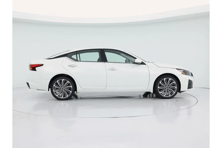 $23998 : Nissan Altima 2023 AWD 2.5 S image 7