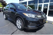 $18999 : 2019 HR-V thumbnail