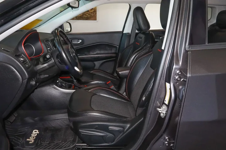 $16488 : 2020 Compass Trailhawk 4x4 image 7