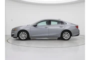 $17998 : Chevrolet Malibu 2023 LT 4dr thumbnail