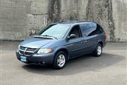 $7988 : 2002 Grand Caravan Sport thumbnail