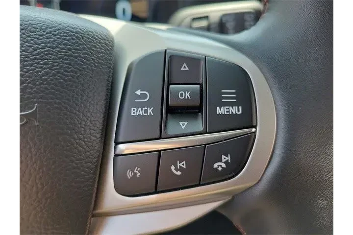 $39688 : Ford Explorer 2025 Active 4d image 6