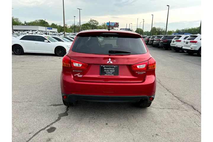 $8900 : 2015 Outlander Sport AWD 4dr image 2