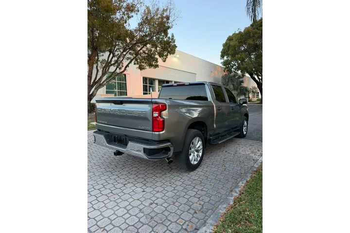 $19500 : *Chevrolet Silverado 1500 image 2