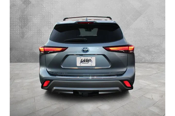 $31987 : Toyota Highlander Hybrid 202 image 6