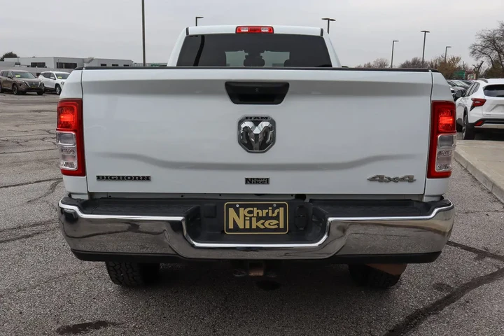 $44988 : 2023 2500 Big Horn 4x4 Crew C image 5