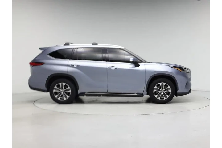 $32998 : Toyota Highlander 2021 XLE 4 image 7