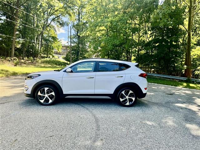 $10995 : 2017 HYUNDAI TUCSON2017 HYUND image 7