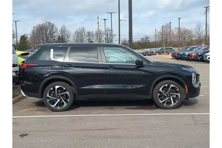 $21675 : Mitsubishi Outlander 2024 SE image 4