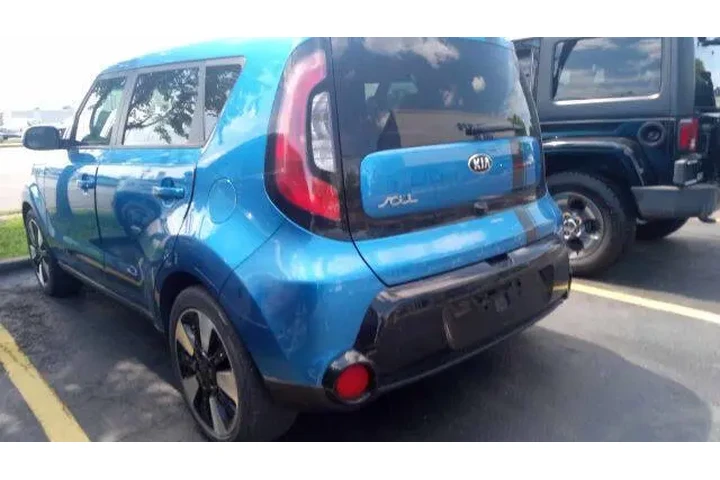 $10500 : 2016 Soul + image 3