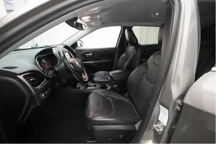 $19698 : Jeep Cherokee 2020 4x4 Limit image 7