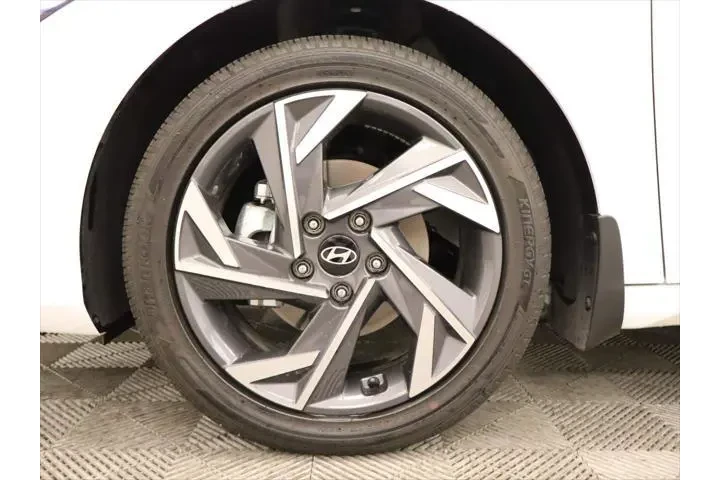 $21585 : Hyundai ELANTRA 2025 SEL Spo image 6