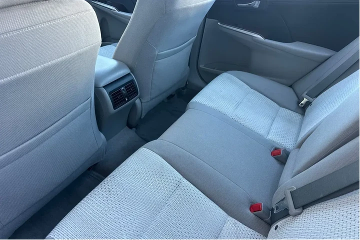 $14000 : Toyota Camry 2014 XLE 4dr Se image 7