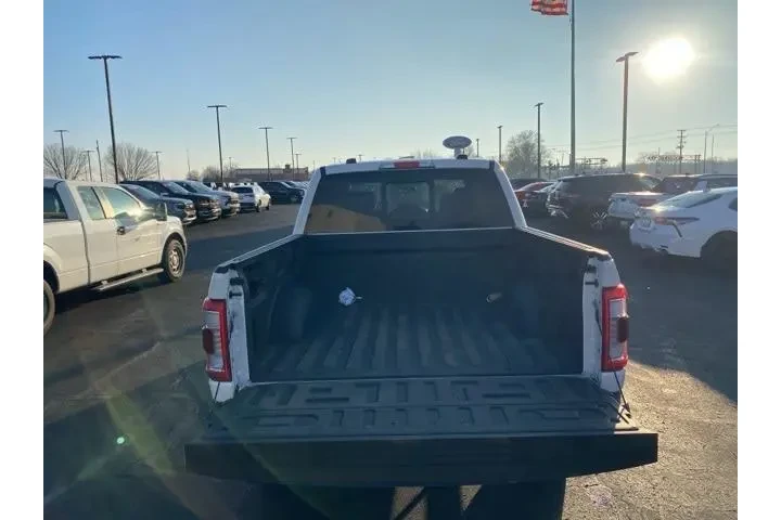 $35998 : Ford F-150 2022 4x4 Lariat 4 image 5