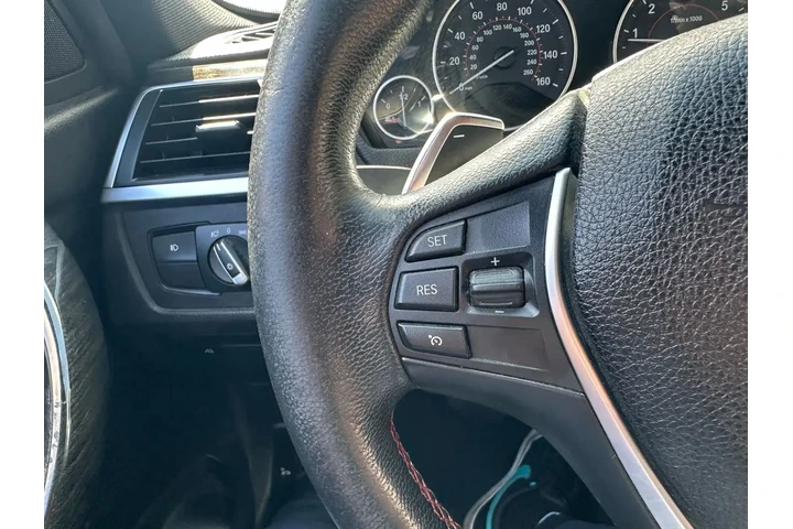 $15995 : 2018 BMW 3 SERIES image 1