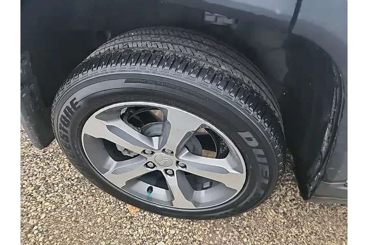 $27998 : Jeep Grand Cherokee 2023 4x4 image 4