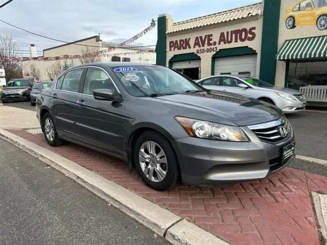 $6495 : 2012 Accord SE image 1