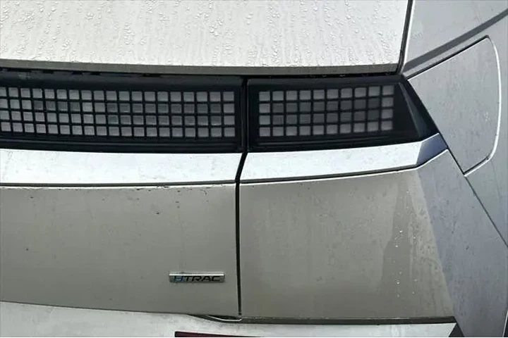 $34990 : Hyundai IONIQ 5 2024 AWD Lim image 6