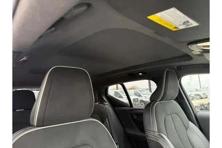 $24491 : Volvo XC40 Recharge 2021 eAW image 8