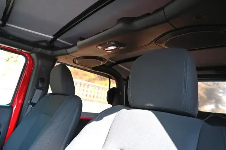 $26029 : Jeep Wrangler 2018 4x4 Sport image 9