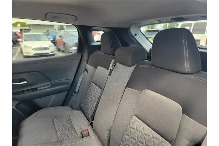 $24791 : Nissan Kicks 2026 SV 4dr Cro image 8
