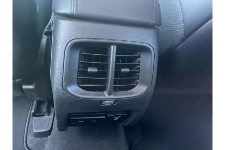 $13990 : Jeep Cherokee 2019 4x4 Latit image 9