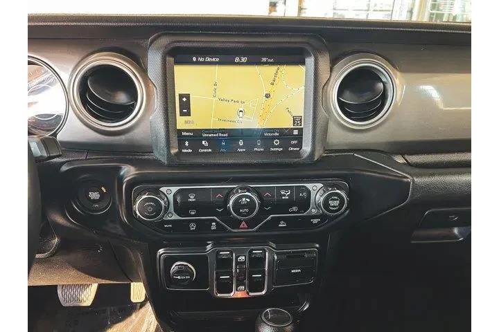 $33997 : Jeep Gladiator 2023 4x4 Over image 10