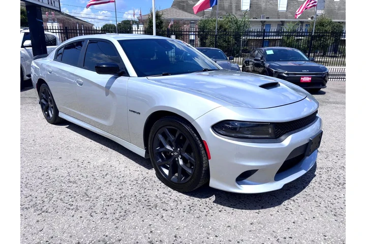 2022 Charger R/T image 2