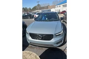 $22061 : Volvo XC40 2022 AWD T5 R-Des thumbnail