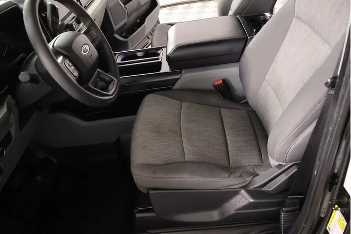 $29203 : Ford F-150 2021 4x4 XL 4dr S image 10